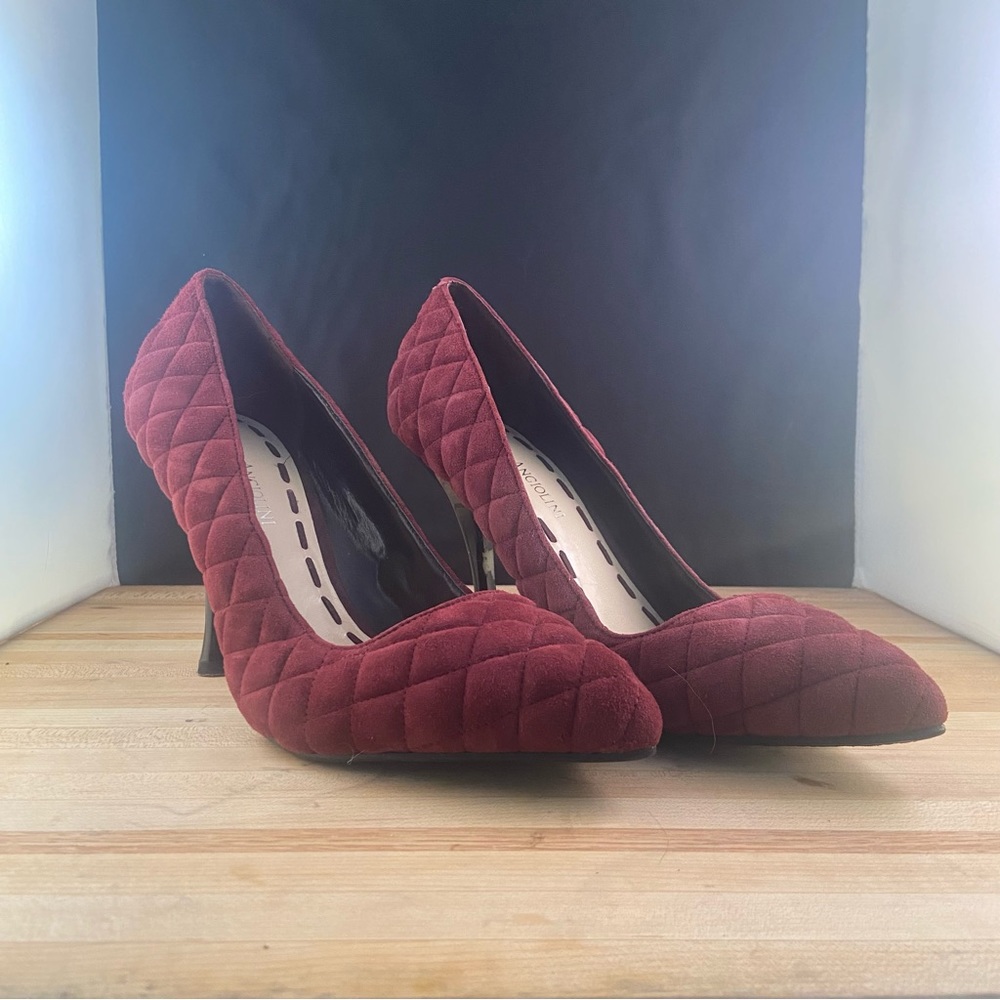 Enzo Angiolini Burgundy Quilted Pumps